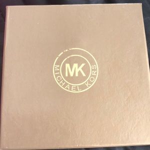 Michael Kors Creme Belt